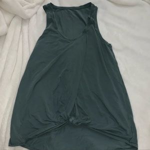 green lulu lemon tanktop